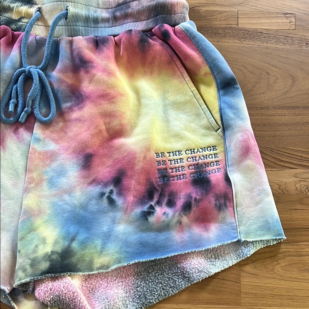 Balance Athletica Tie Dye Affirmation Shorts Size S EUC - Picture 3 of 4